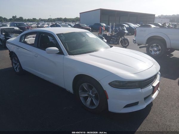 2016 DODGE CHARGER SXT
