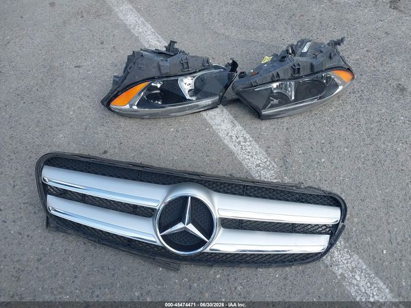 2017 MERCEDES-BENZ GLA 250 4MATIC