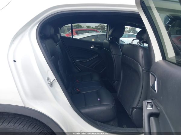 2017 MERCEDES-BENZ GLA 250 4MATIC