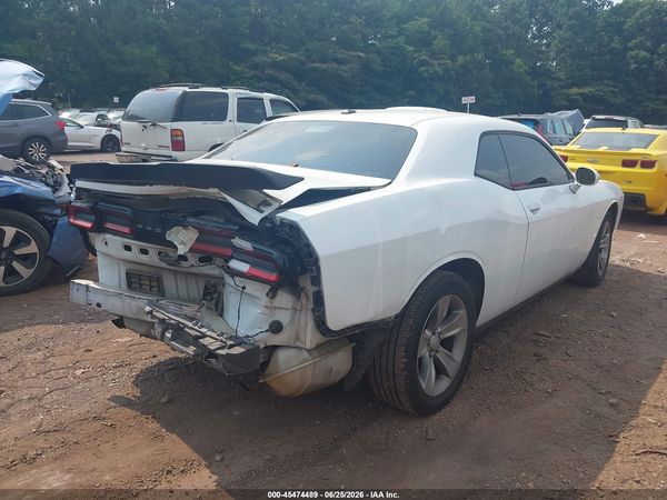 2016 DODGE CHALLENGER SXT