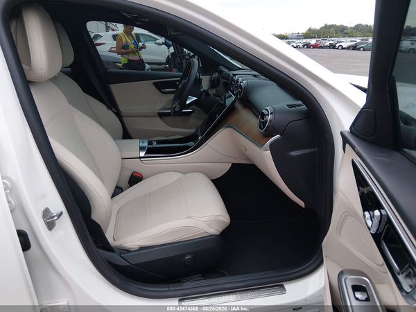 2024 MERCEDES-BENZ C 300