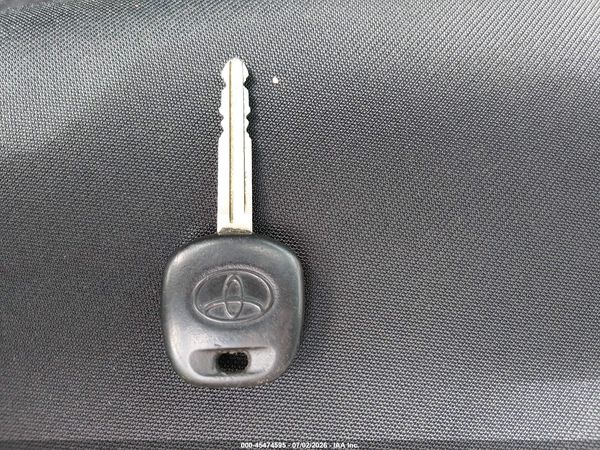 2017 TOYOTA TUNDRA SR5 5.7L V8