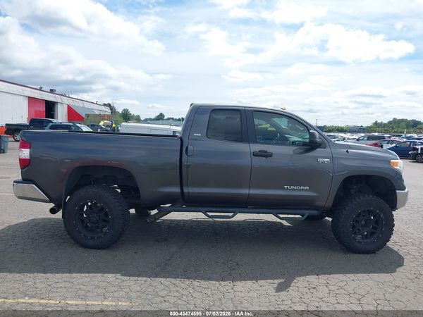 2017 TOYOTA TUNDRA SR5 5.7L V8