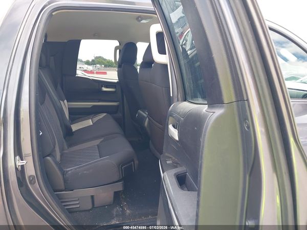 2017 TOYOTA TUNDRA SR5 5.7L V8