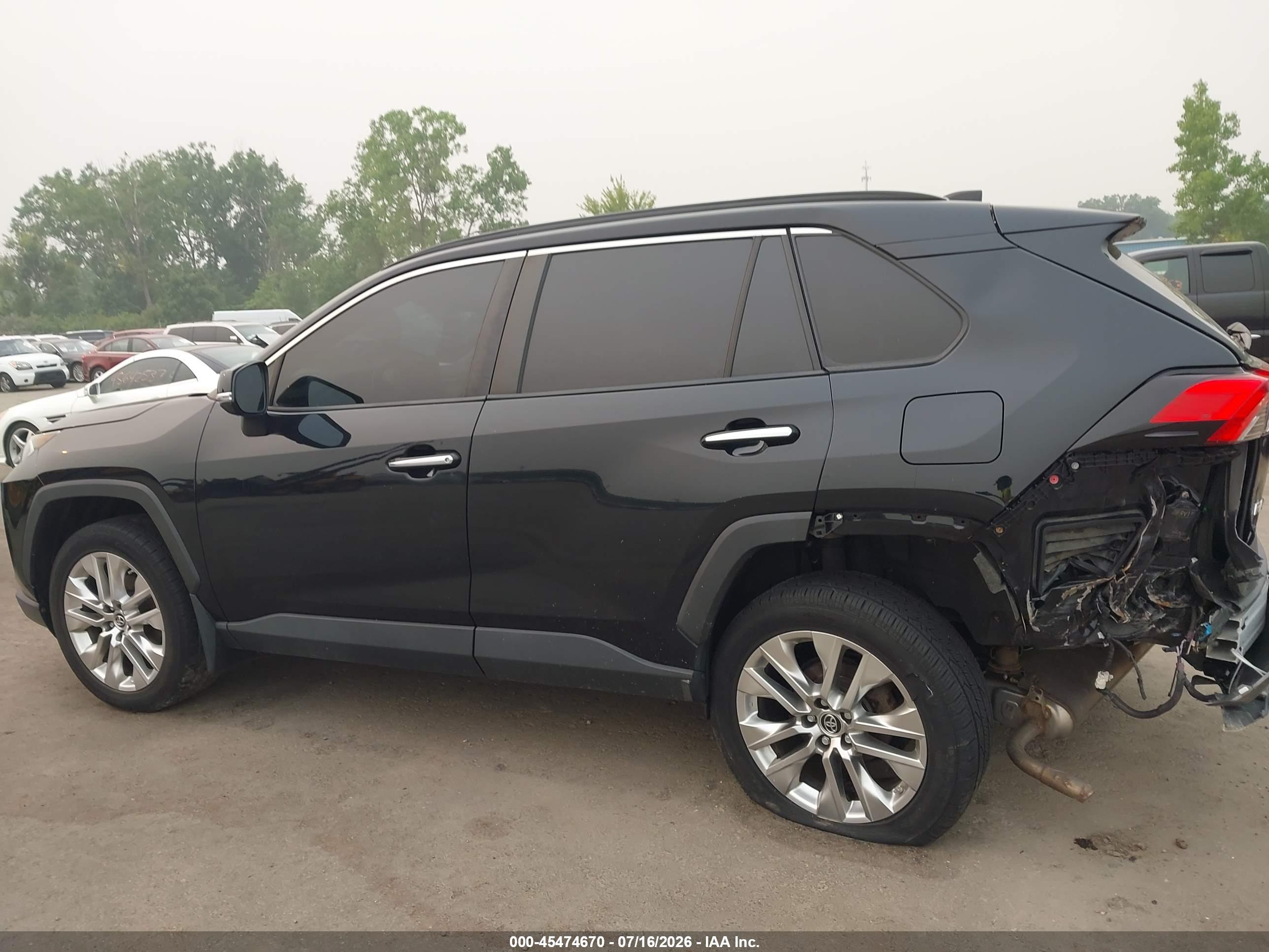 2019 TOYOTA RAV4 LIMITED