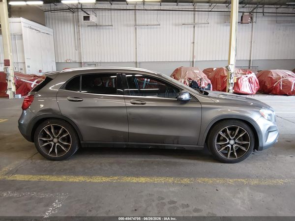 2015 MERCEDES-BENZ GLA 250 4MATIC
