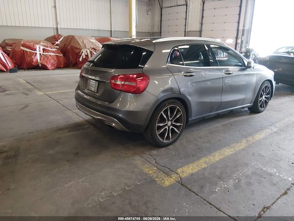 2015 MERCEDES-BENZ GLA 250 4MATIC