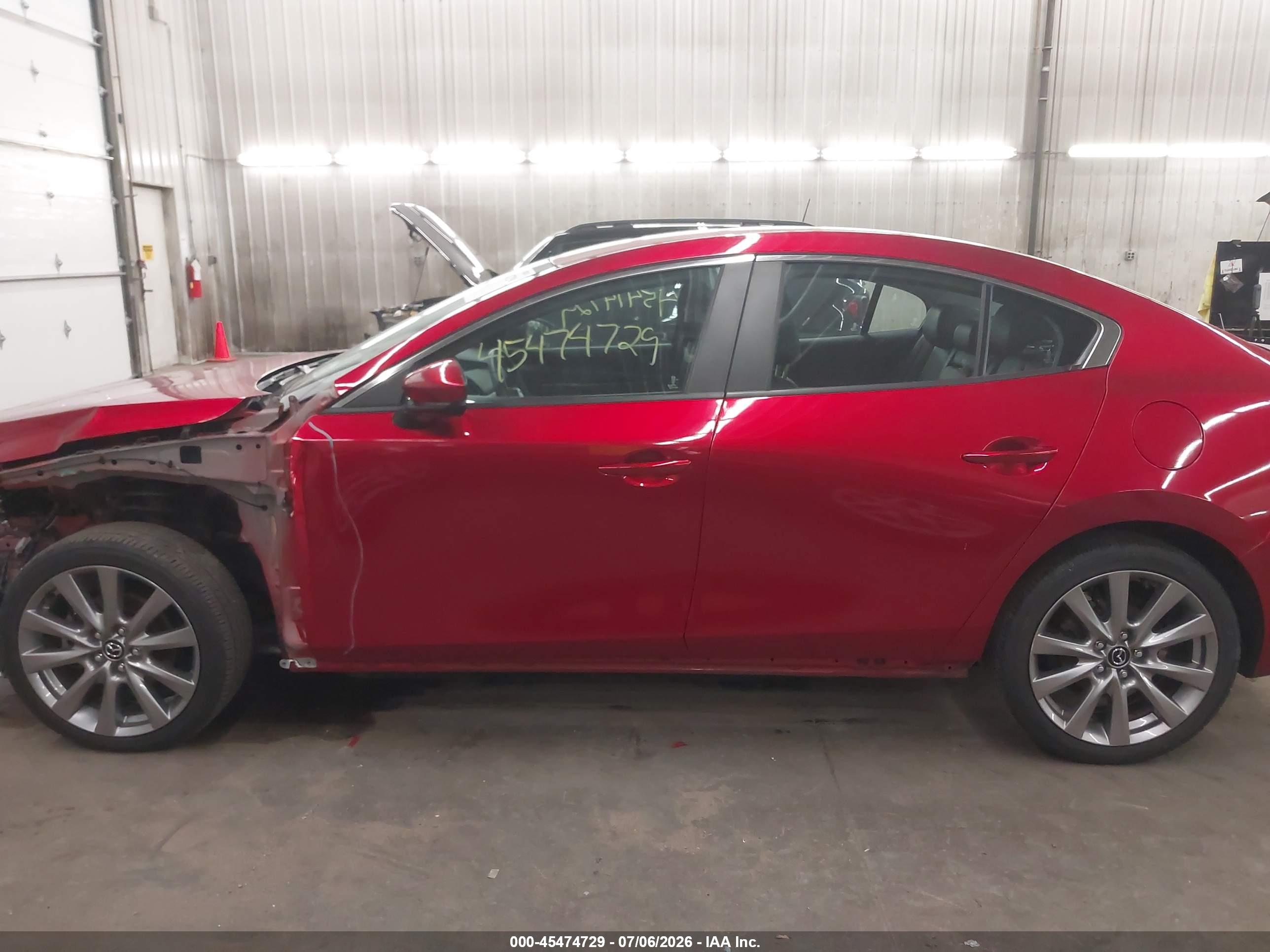 2021 MAZDA MAZDA3 SELECT