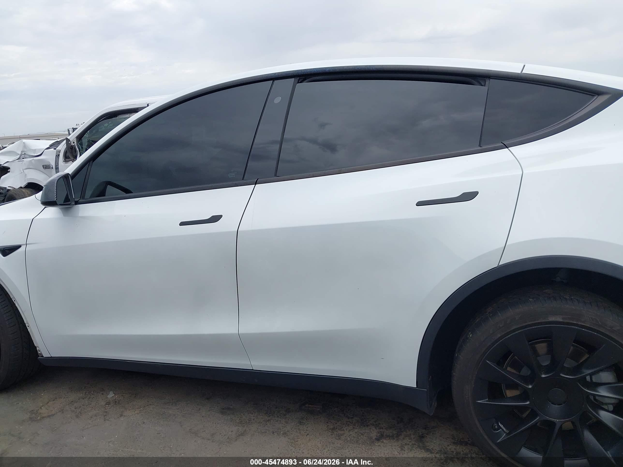 2020 TESLA MODEL Y