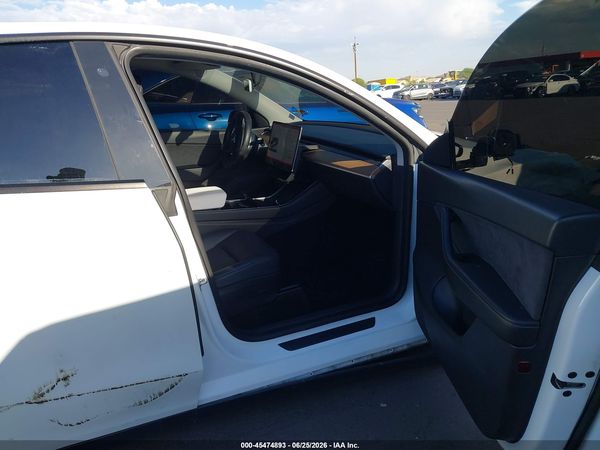 2020 TESLA MODEL Y