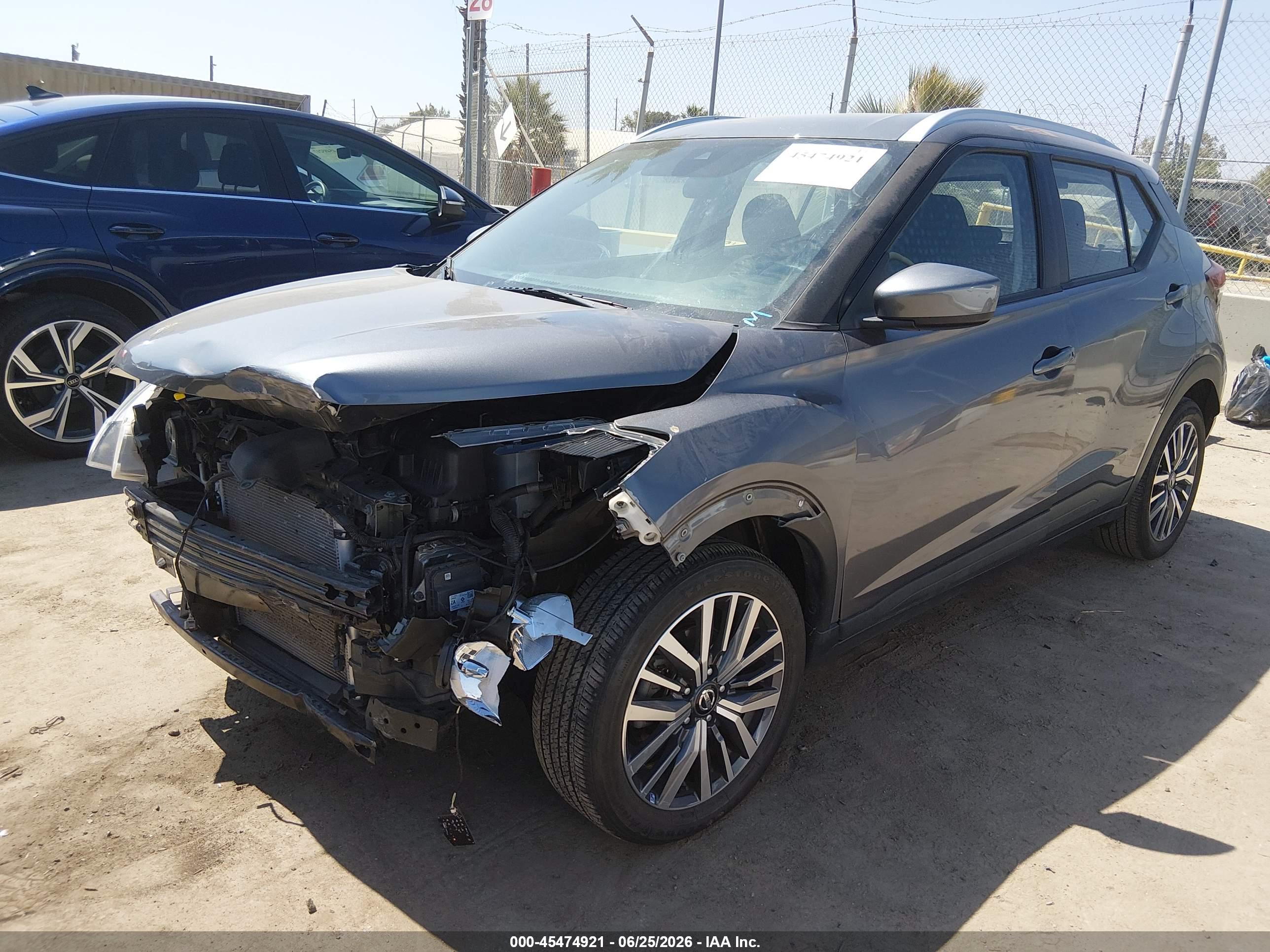 2021 NISSAN KICKS SV XTRONIC CVT — I2