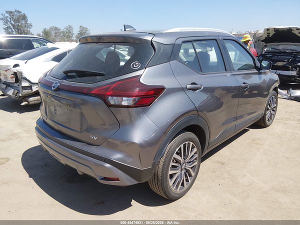 2021 NISSAN KICKS SV XTRONIC CVT — I4