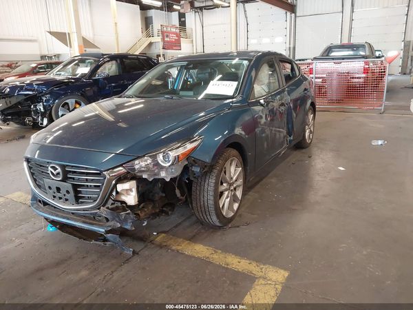 2017 MAZDA MAZDA3 GRAND TOURING