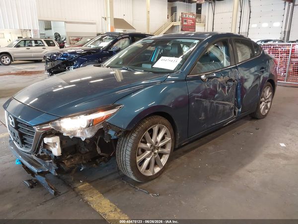 2017 MAZDA MAZDA3 GRAND TOURING