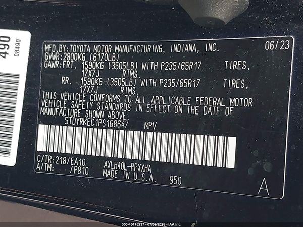 2023 TOYOTA SIENNA XLE