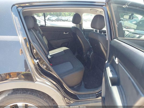 2016 KIA SPORTAGE LX