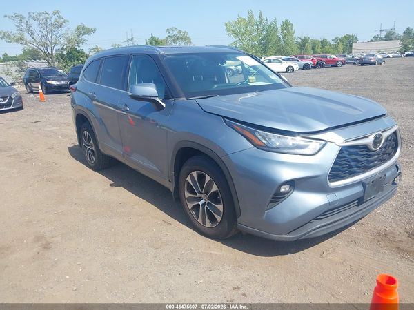 2020 TOYOTA HIGHLANDER XLE