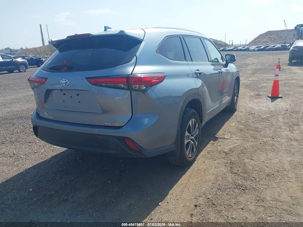 2020 TOYOTA HIGHLANDER XLE