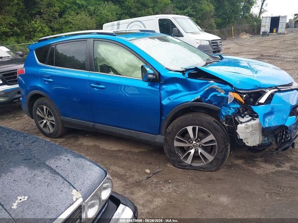 2017 TOYOTA RAV4 XLE