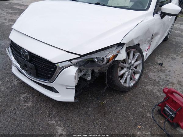 2017 MAZDA MAZDA3 GRAND TOURING