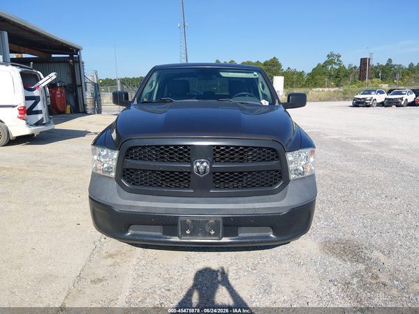 2018 RAM 1500 TRADESMAN  4X2 5'7 BOX