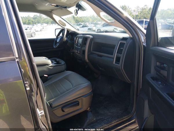 2018 RAM 1500 TRADESMAN  4X2 5'7 BOX