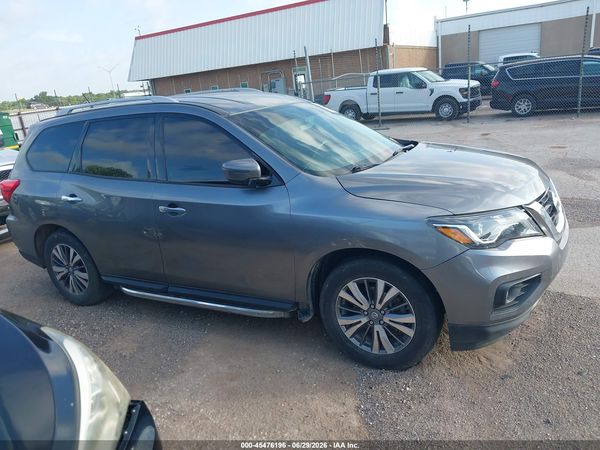 2018 NISSAN PATHFINDER SV