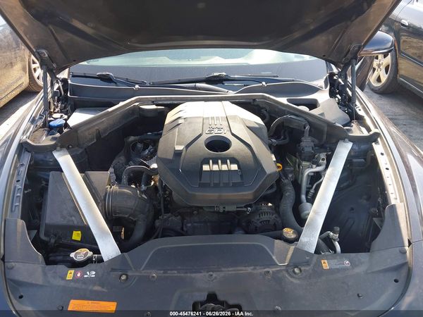 2019 KIA STINGER Base