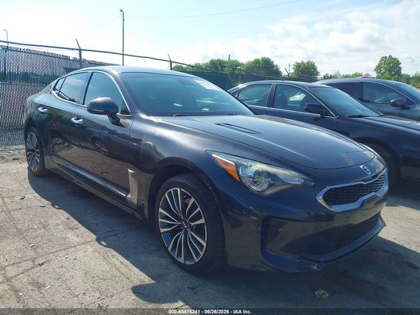 2019 KIA STINGER Base