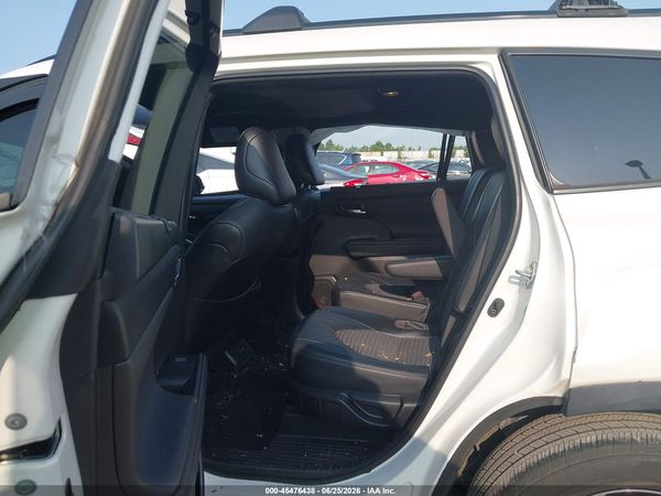 2021 TOYOTA HIGHLANDER XSE