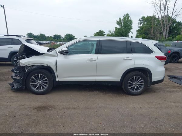 2019 TOYOTA HIGHLANDER XLE