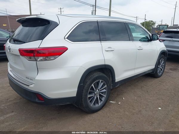 2019 TOYOTA HIGHLANDER XLE