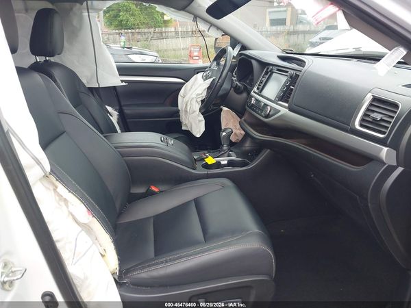 2019 TOYOTA HIGHLANDER XLE