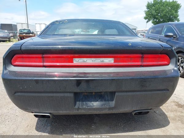2013 DODGE CHALLENGER SXT