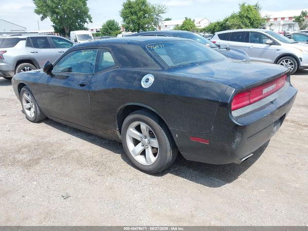 2013 DODGE CHALLENGER SXT