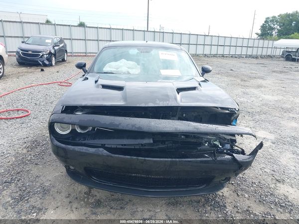 2016 DODGE CHALLENGER SXT PLUS