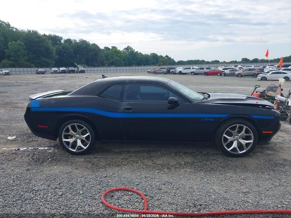 2016 DODGE CHALLENGER SXT PLUS