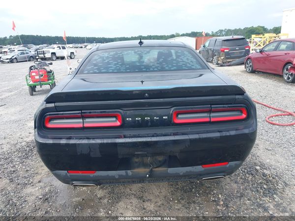 2016 DODGE CHALLENGER SXT PLUS