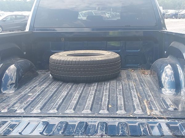 2021 RAM 1500 CLASSIC TRADESMAN  4X4 5'7 BOX