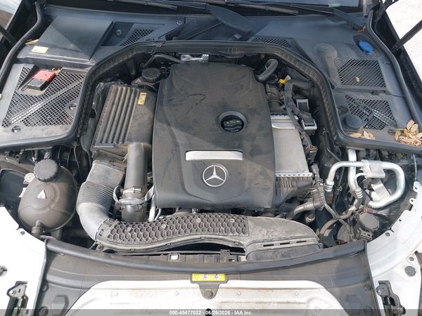 2015 MERCEDES-BENZ C 300 Base — I10