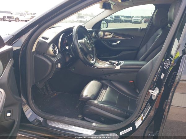 2015 MERCEDES-BENZ C 300 Base — I152