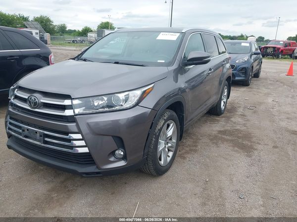2018 TOYOTA HIGHLANDER LIMITED