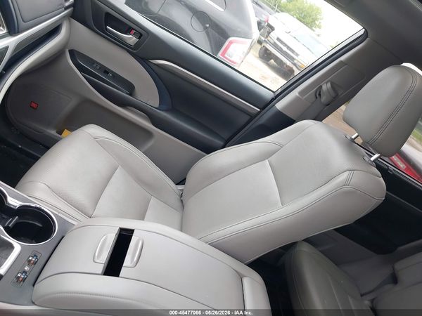 2018 TOYOTA HIGHLANDER LIMITED