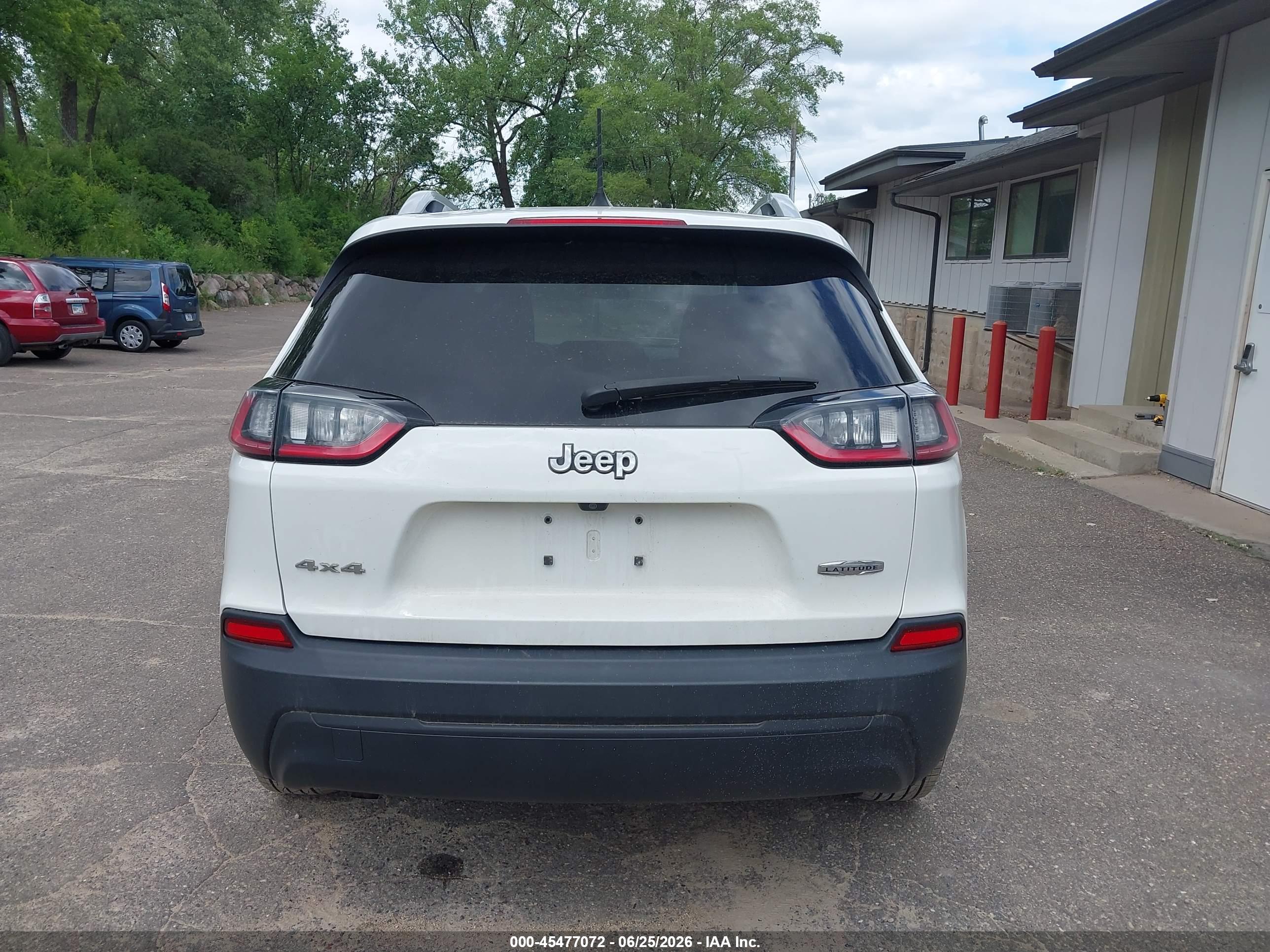 2019 JEEP CHEROKEE LATITUDE 4X4