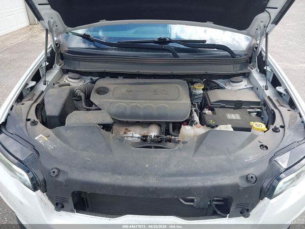 2019 JEEP CHEROKEE LATITUDE 4X4
