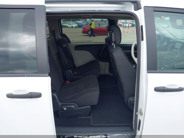 2019 DODGE GRAND CARAVAN SE