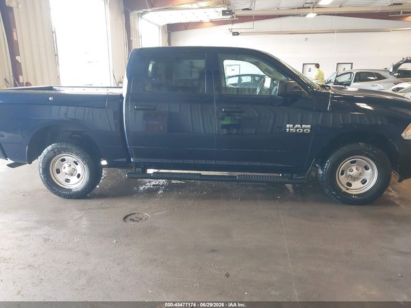 2018 RAM 1500 ST CREW CAB 4X4