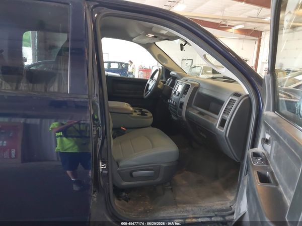 2018 RAM 1500 ST CREW CAB 4X4