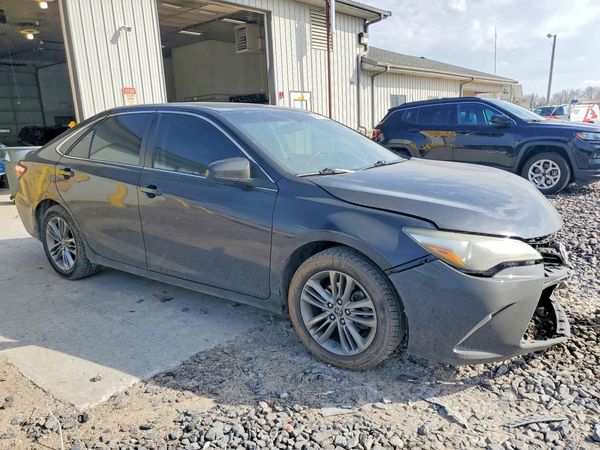 2015 TOYOTA CAMRY