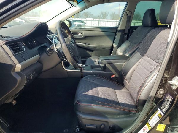 2015 TOYOTA CAMRY